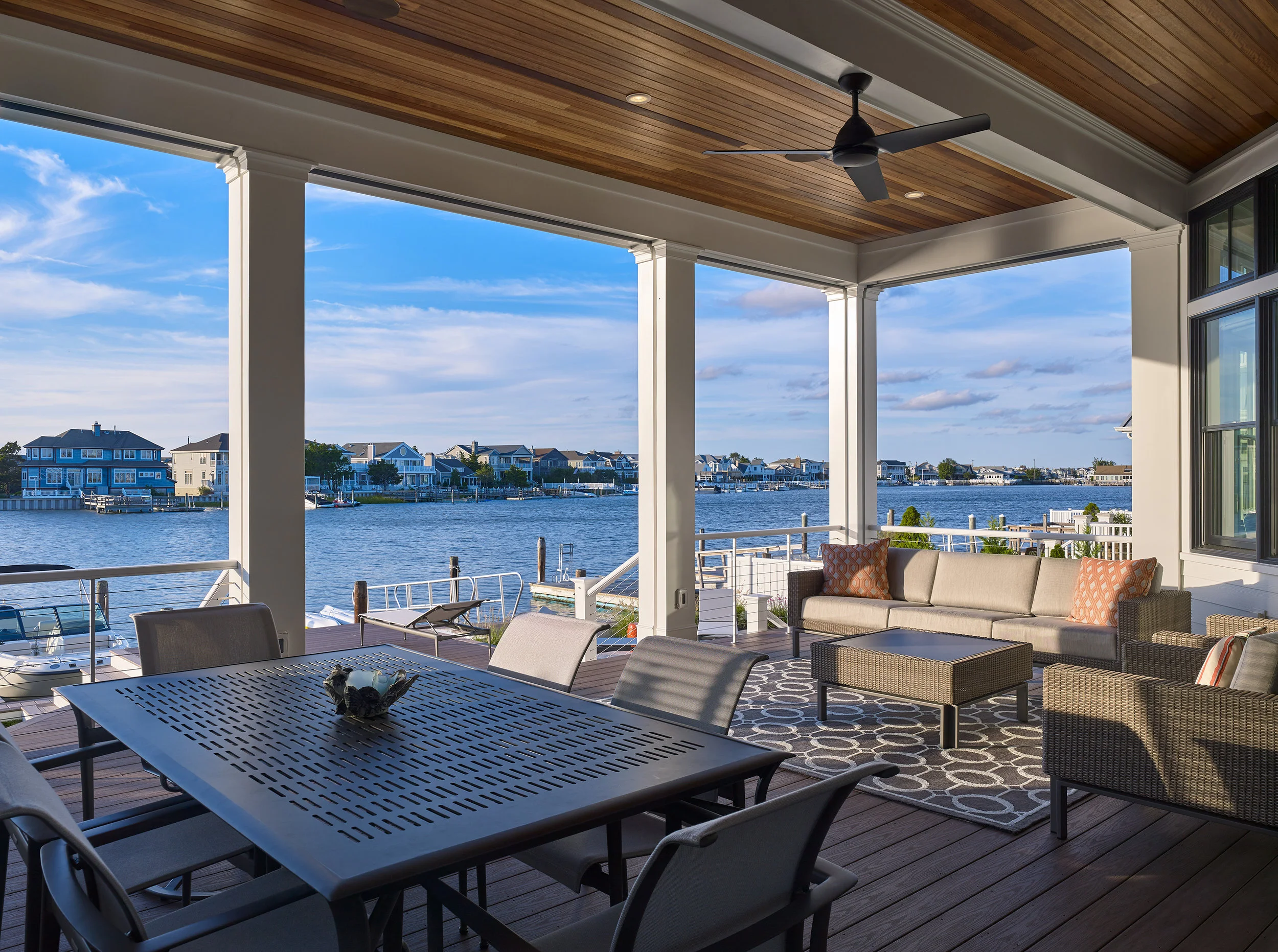 Joe Kitchen is a commercial interior & architectural photographer based in New York and Philadelphia that photographs building design and hotels and resorts. Joe regularly travels to Washington DC, Baltimore, Boston and the rest of North America for projects.