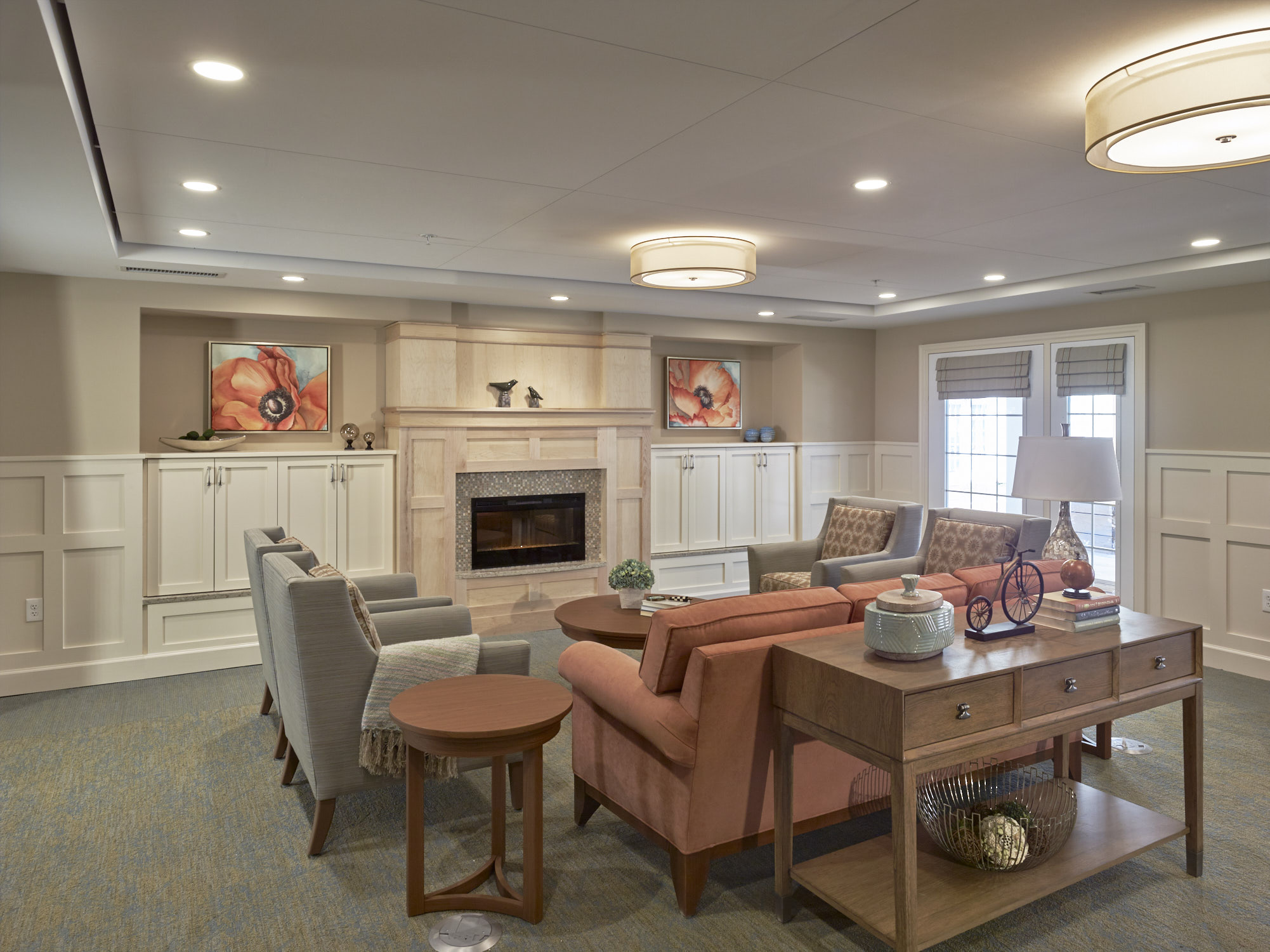 Joe Kitchen is a commercial photographer in New York & Philadelphia that photographs architecture & interiors, hotels & resorts, still life and beverage. Joe regularly travels to Washington DC, Baltimore, Boston and the rest of North America for projects.
