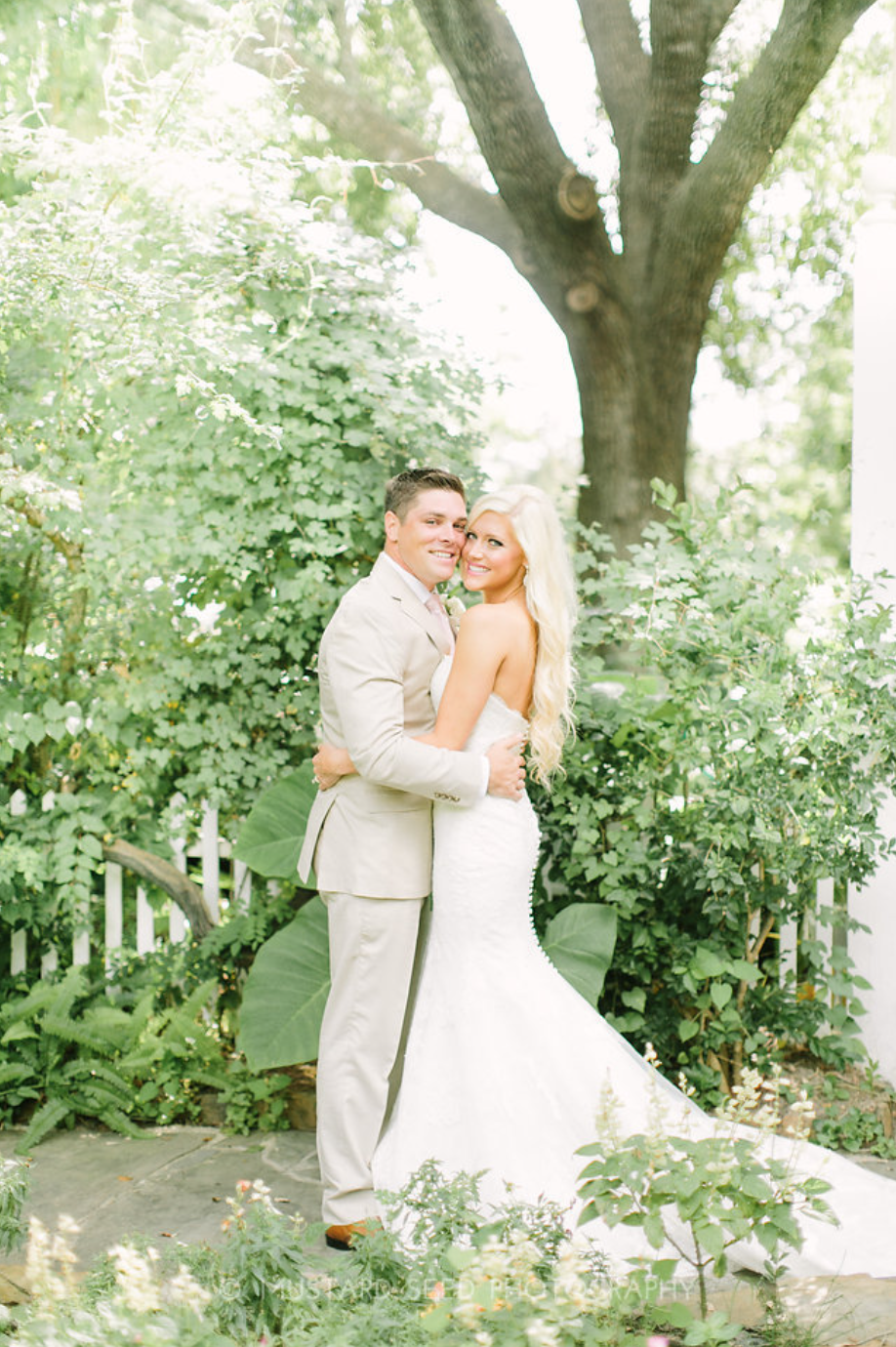 Bride & Groom- Houston Weddings- Maxit Flower Design