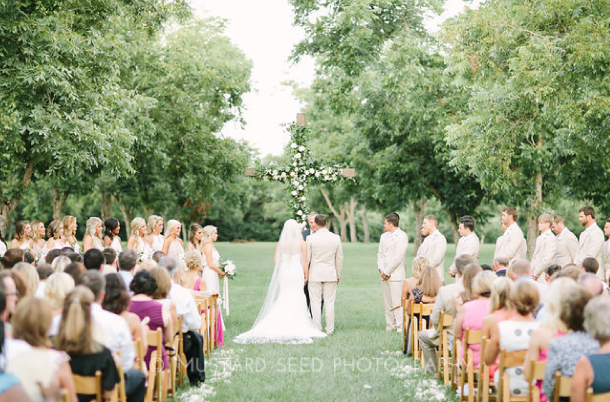 Aisle Shot- Houston Weddings- Maxit Flower Design