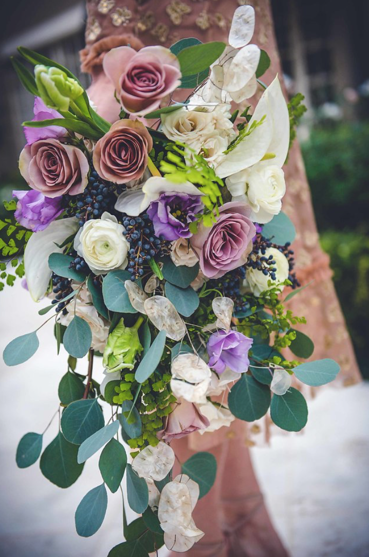 little-coterie-entertaning-party-decor-inspiration-lavender-purple-white-greenery-floral-bouquet-by-maxit-flower-design