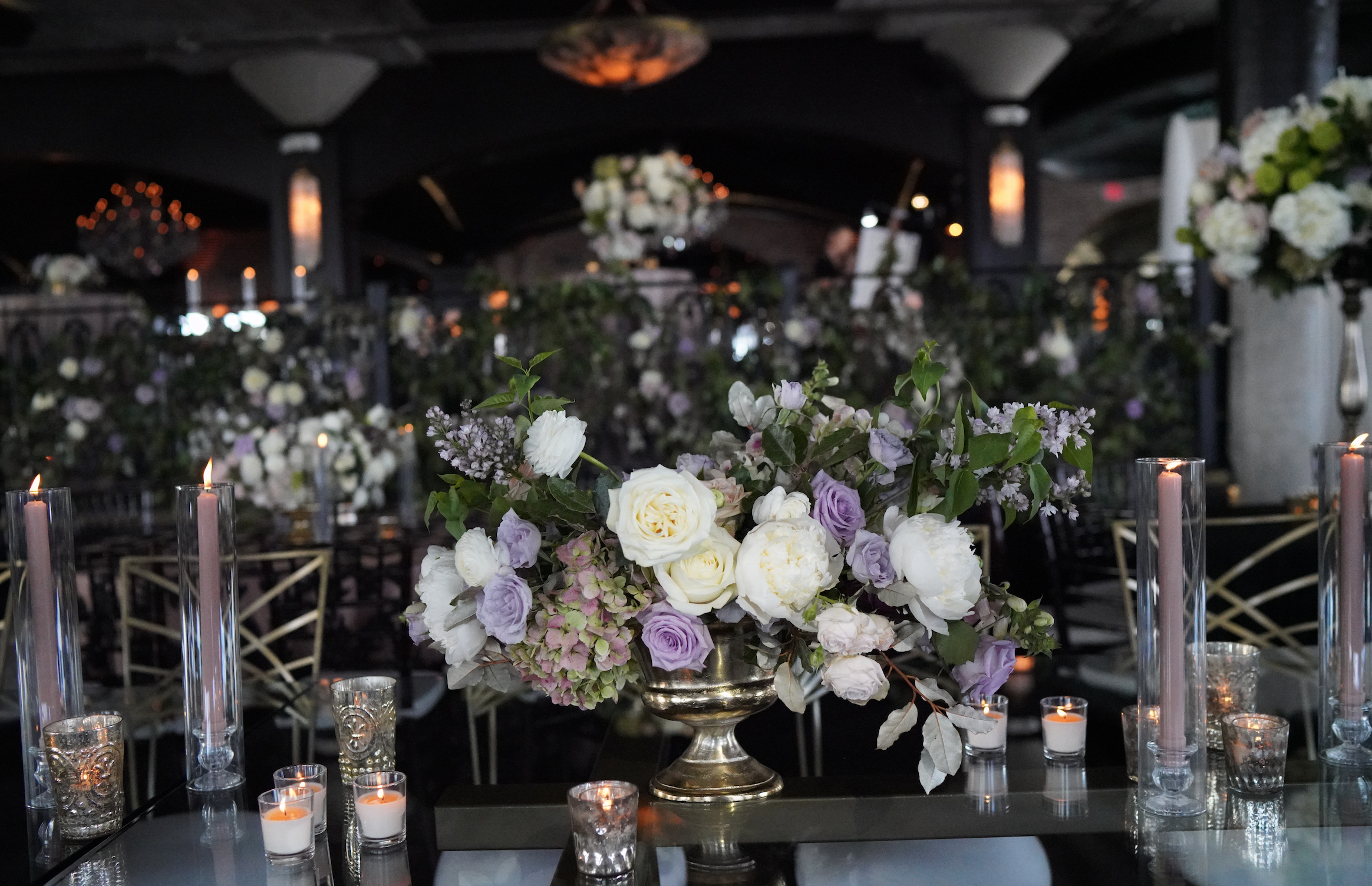 Astorian-Piper-Muse-Wedding-Houston-Flowers.png