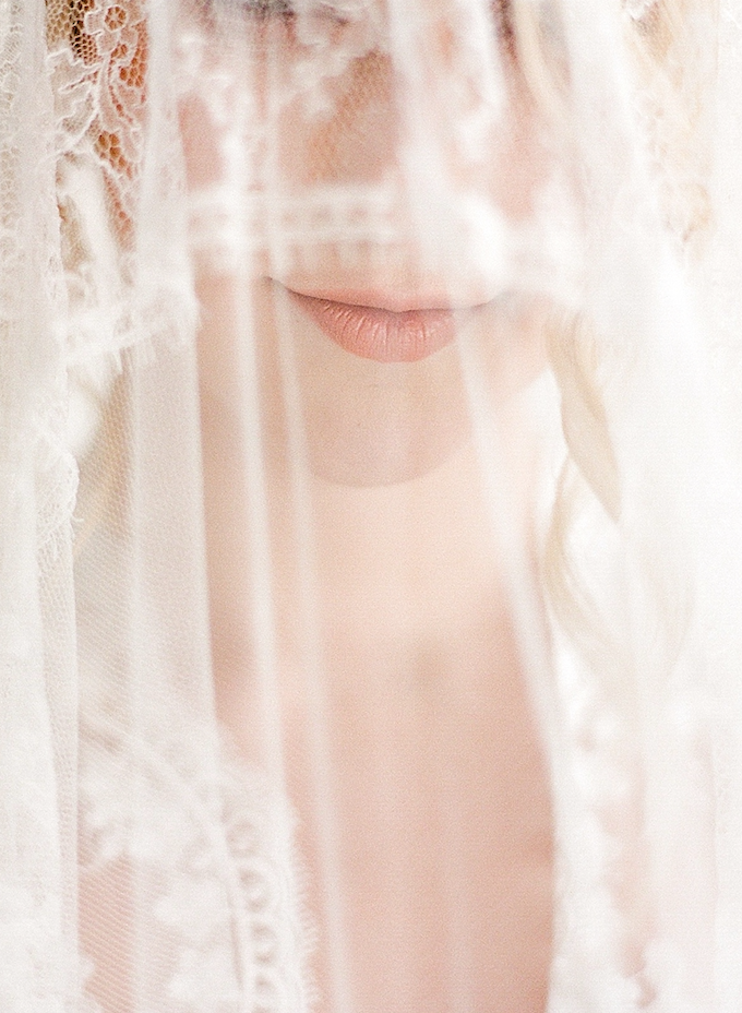 Fine_Art_Photography_Houston_Maxit_Wedding_Flowers.png
