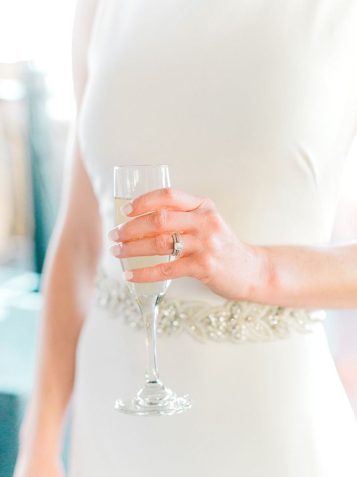 Champagne_Wedding_Flowers_Houston_Wedding.png