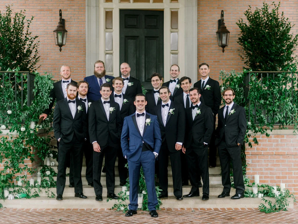 groomsmen-houston-wedding-flowers.jpg