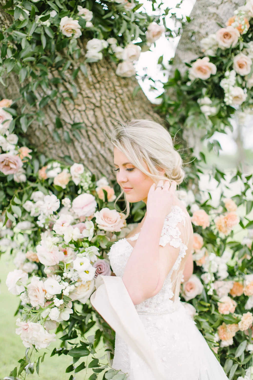 Bride-Floral-Installation-Wedding.jpg