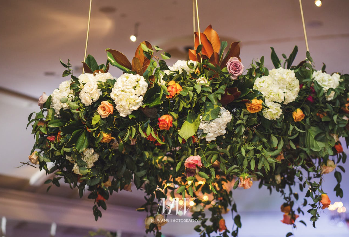 Fall Wedding Flowers Magnolia Chandelier .png