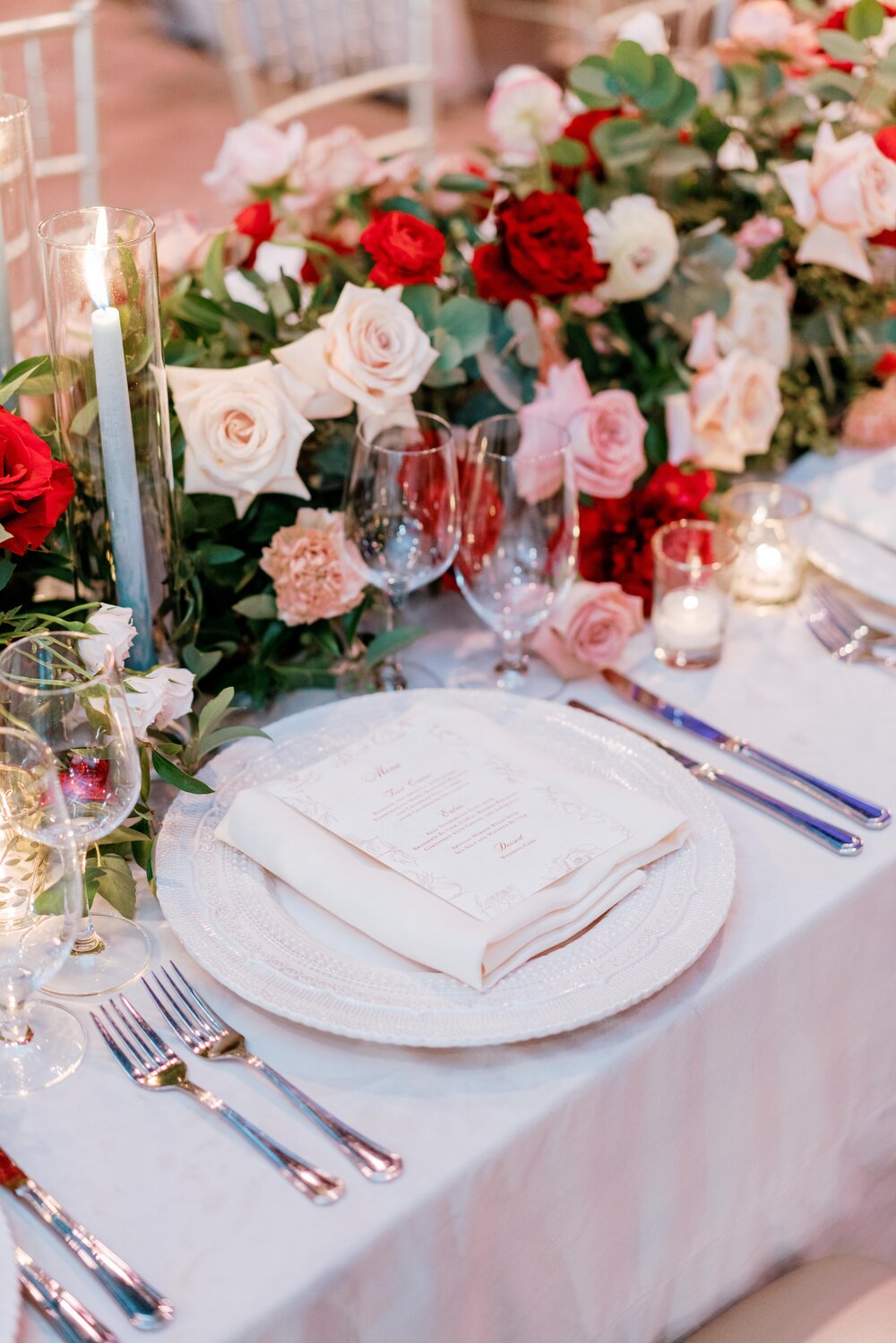 kj-tablescape-reception-plate-charger-candleslit-wedding-houston-riviere.jpg