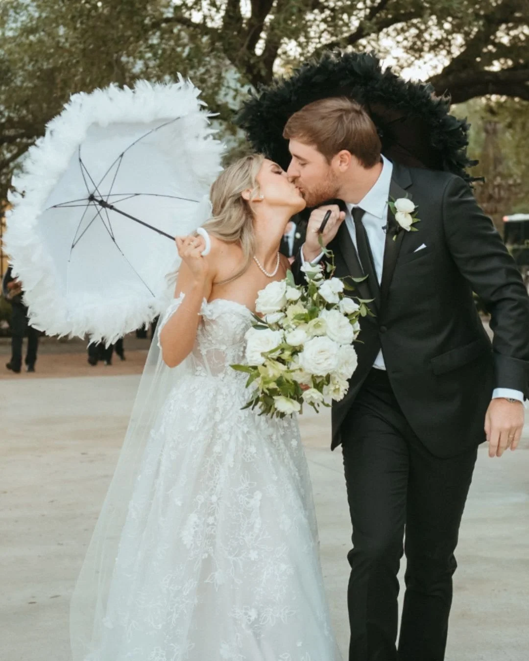 Classic fall wedding for our lovely couple @thepeachorchardvenue as featured on @loverly ✨

The details 🌿

👰&zwj;♀️Attire
* @lilliesbridal
* @martinalianabridal
* @hgthrash

🍷Caterer &amp; Bar
* @bar1901htx
* @cafenataliecatering

🎶Entertainment
