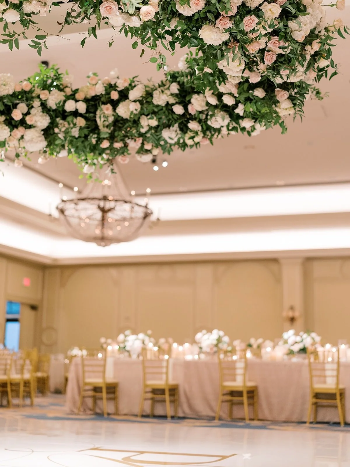 Elevating Venues with Luxury Floral Installations ✨✨

At Maxit Flower Design, we&rsquo;re not just filling a room-we&rsquo;re reimagining it.

We recently took over one of Houston&rsquo;s premier spaces to build these custom floral installations, ble