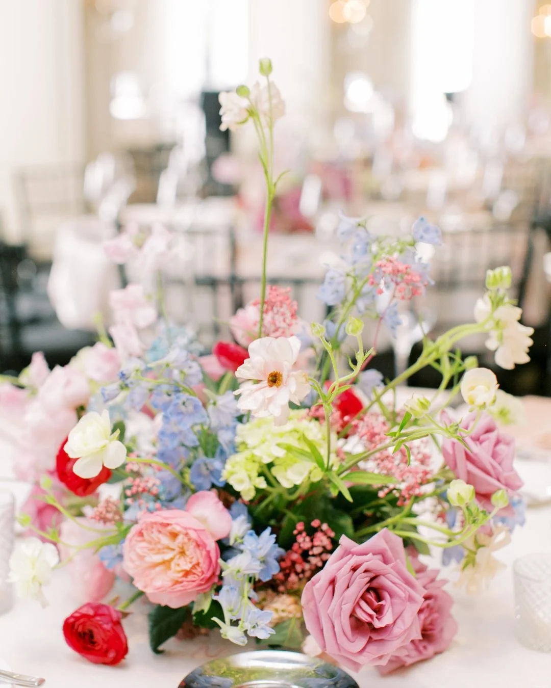 Spring blooms, timeless romance. 💐

There&rsquo;s something magical about spring weddings - soft palettes, fresh textures, and florals that feel light, airy, and full of life.

For Mary Ellen and Parker&rsquo;s beautiful celebration, we layered deli
