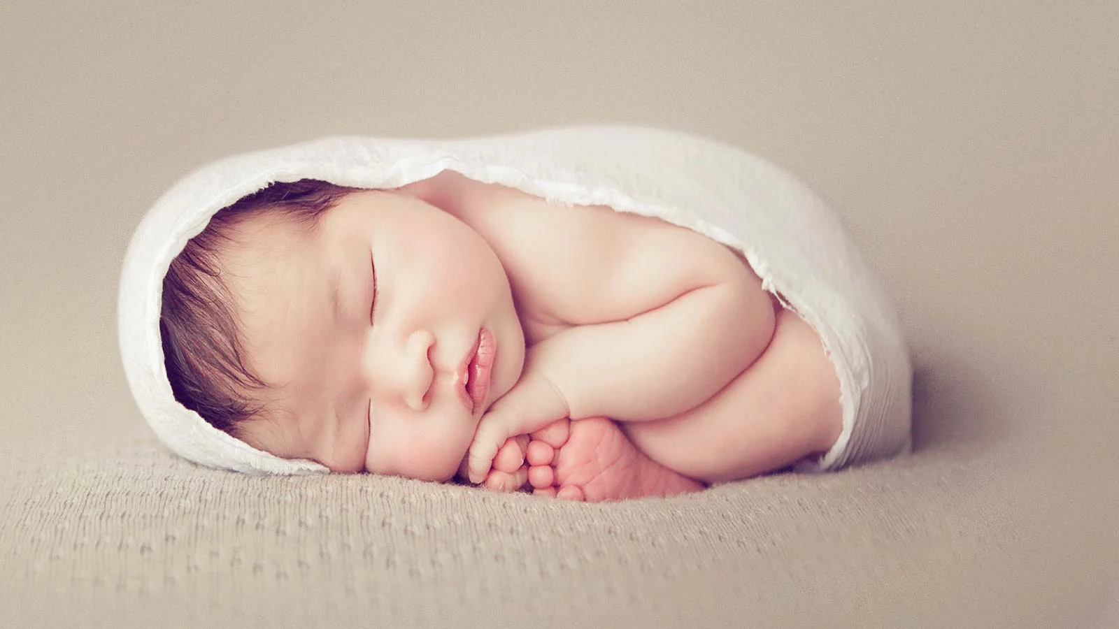 Newborn (4).jpg