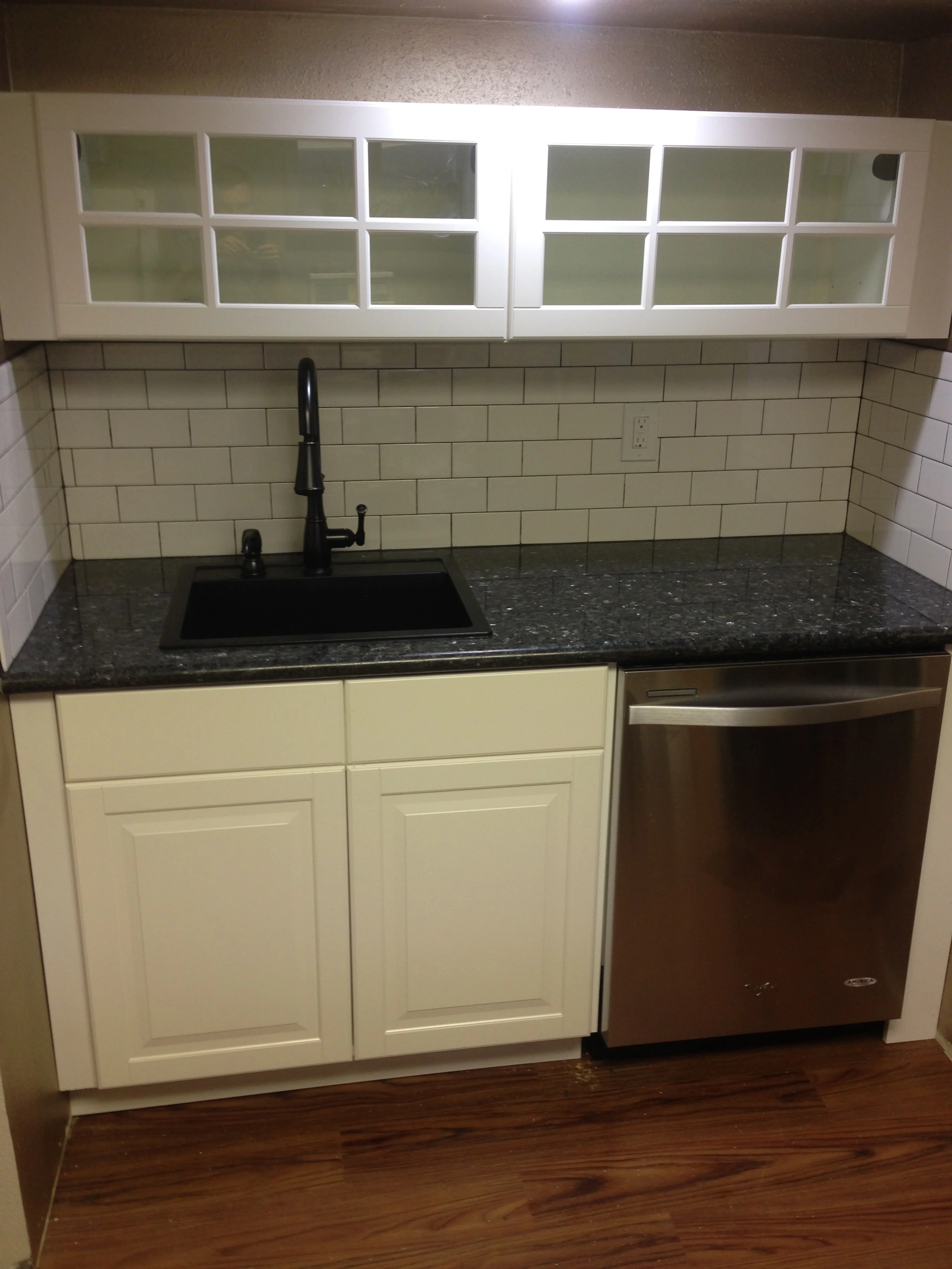 smallkitchen.JPG