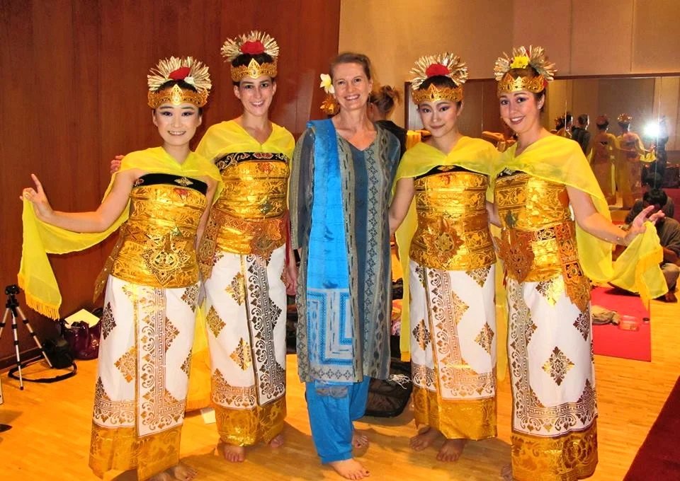 Myself and the other angels. From right to left: me, Qiaoer Zheng, Kirstin Pauka, Meghan Rose Donnely, and Ma Yan.