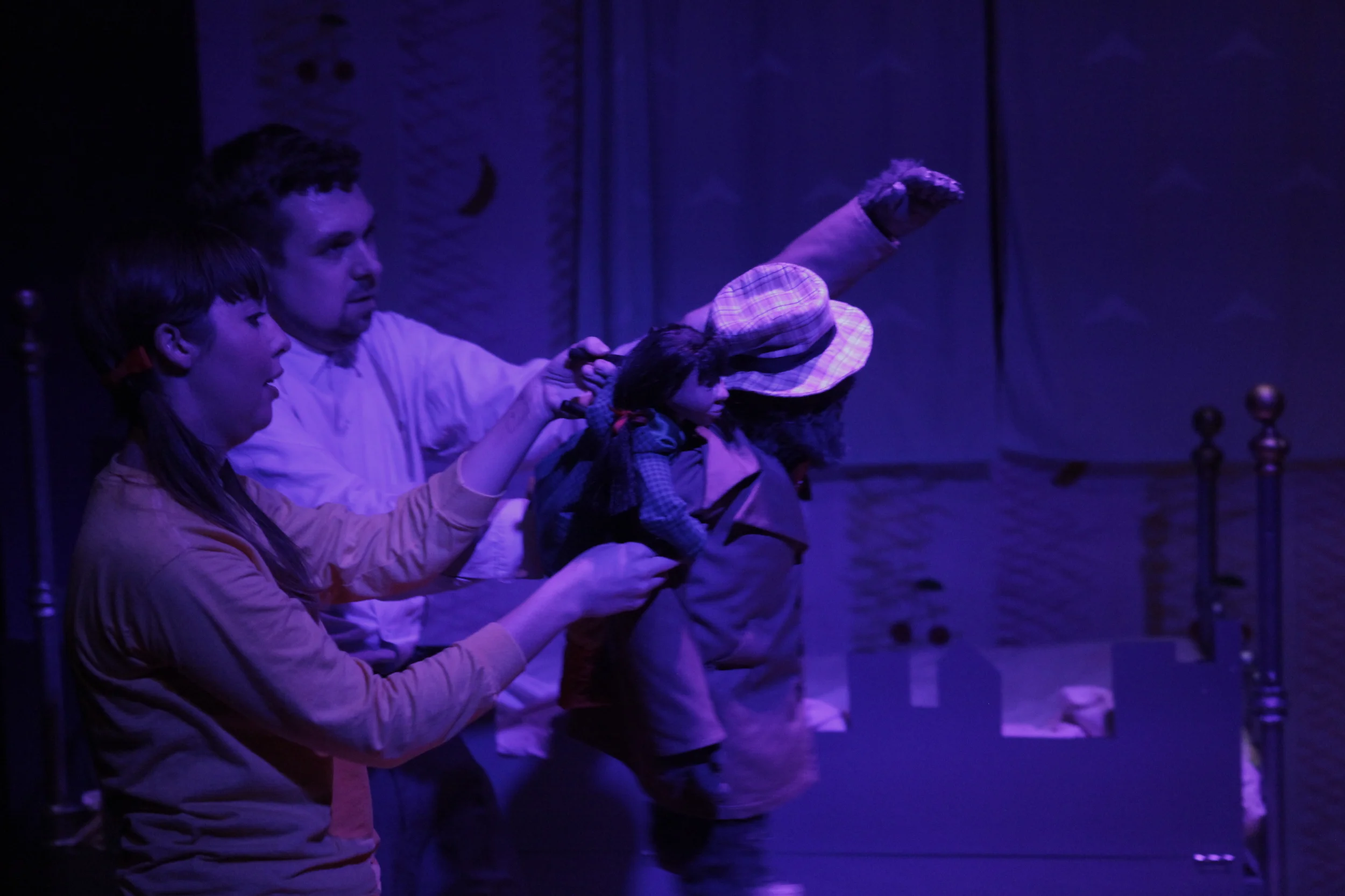 Gorilla Shoot-through Cast B -3.jpg