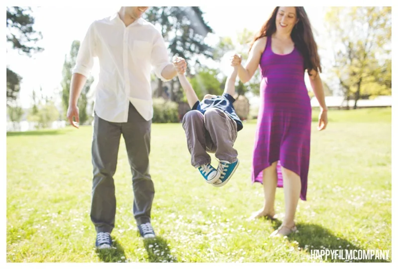 family swinging kids photo - the Happy Film Company - Mercer Island Family Photos