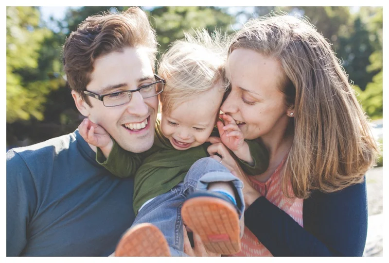 the happy film company_seattle family portraits_0016.jpg