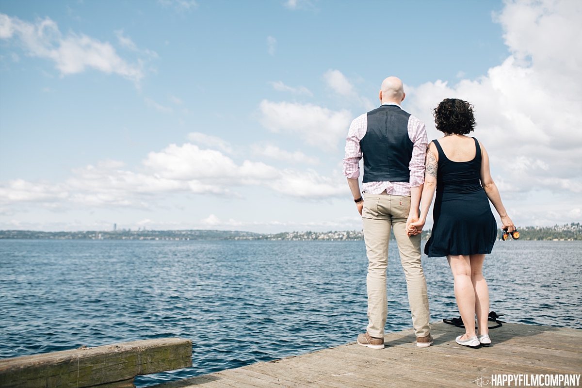Family photos at Marina Bay Park - Boat Dock - the Happy Film Company - Seattle Family Photos