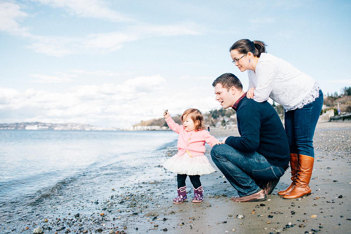 Seattle Family Portraits - Alki Beach - the Happy Film Company