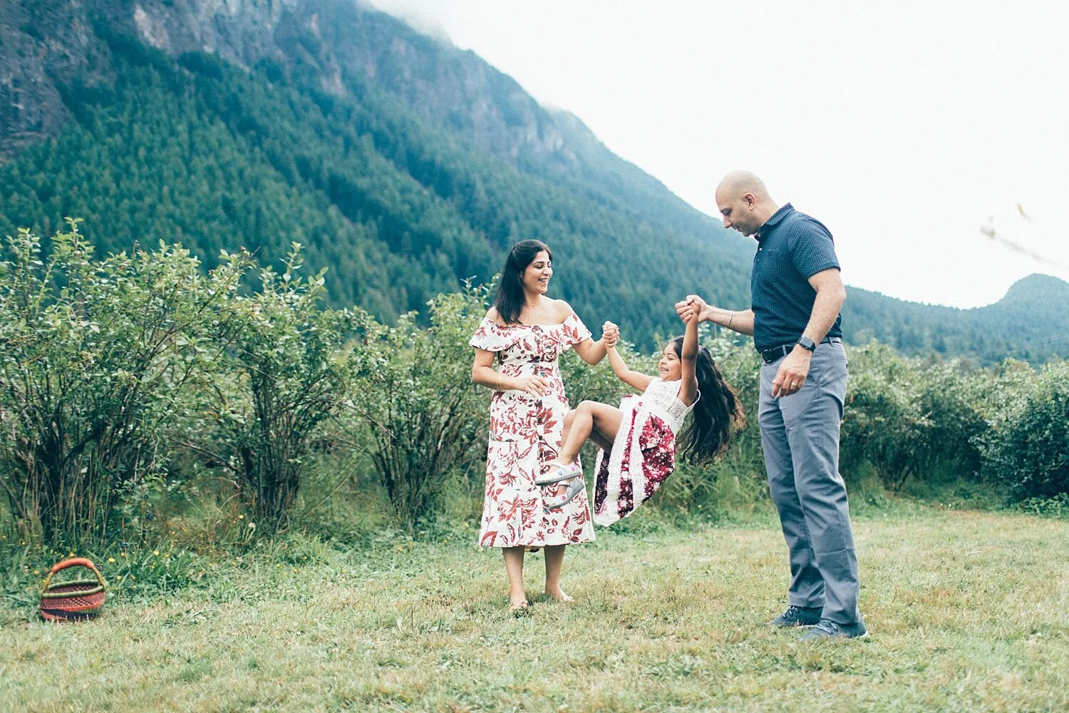 the Happy Film Company - Bybee Blueberry Farm - Seattle Family Photography - August - Indian