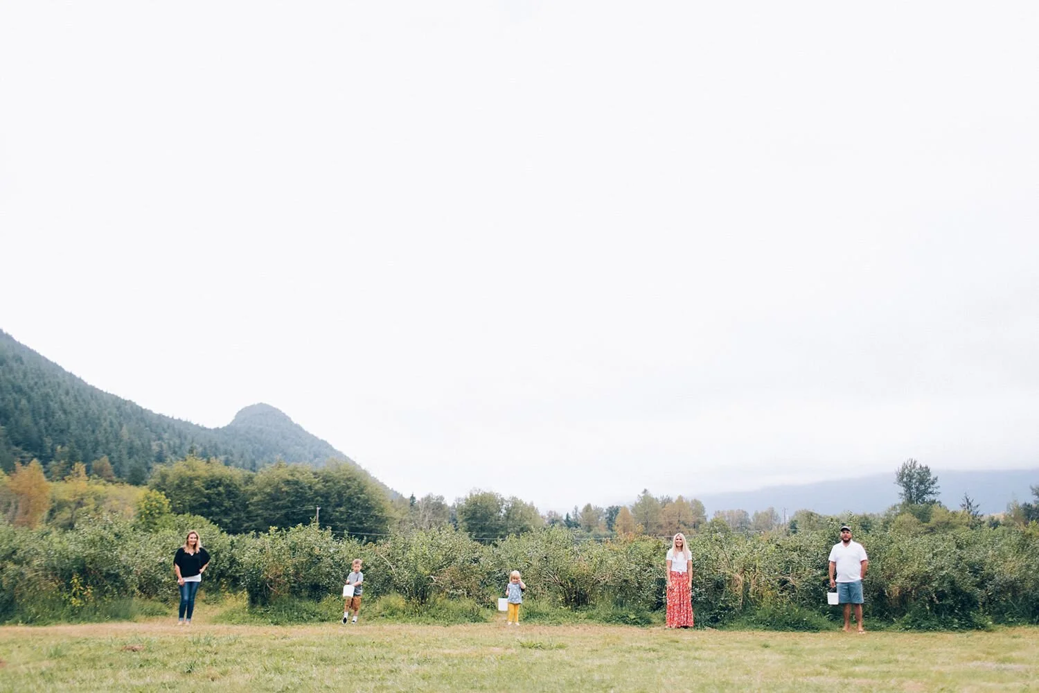 the Happy Film Company - Bybee Farm North Bend Blueberry Patch - Seattle Eastside Family Photographer Outdoor