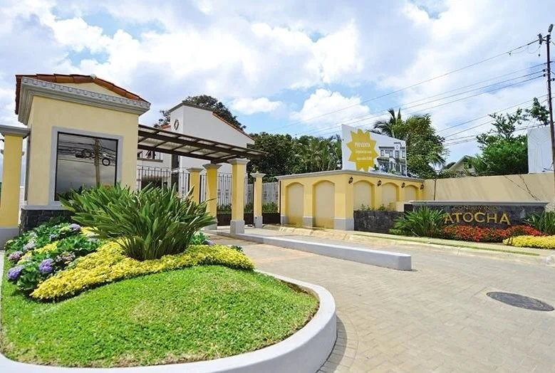 Renta de Casa en condominio Atocha Barreal de Heredia $1,100