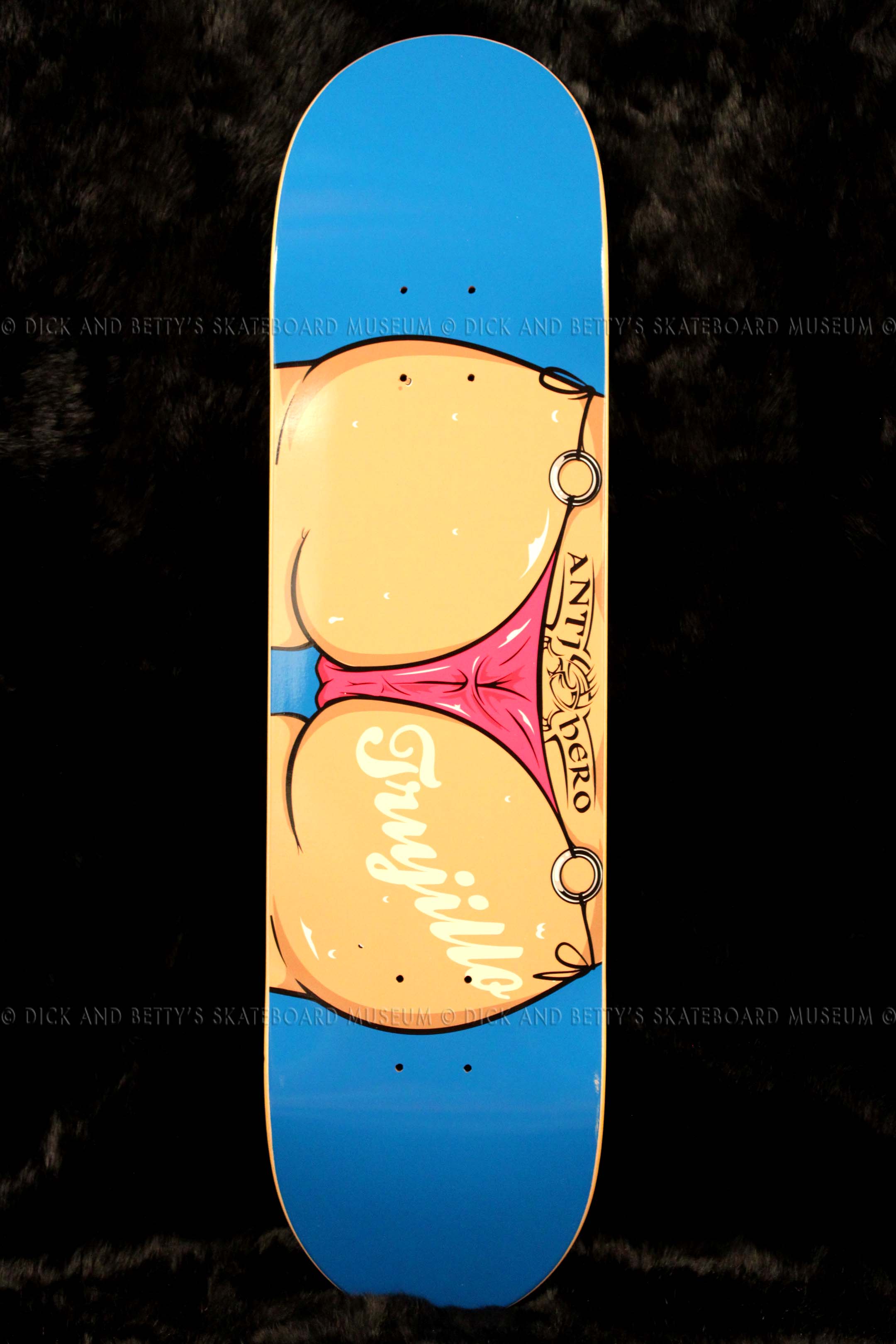 TONY TRUJILLO &nbsp;2009Booty Alert Series