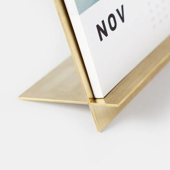 brass-easel-calendar-02.jpg