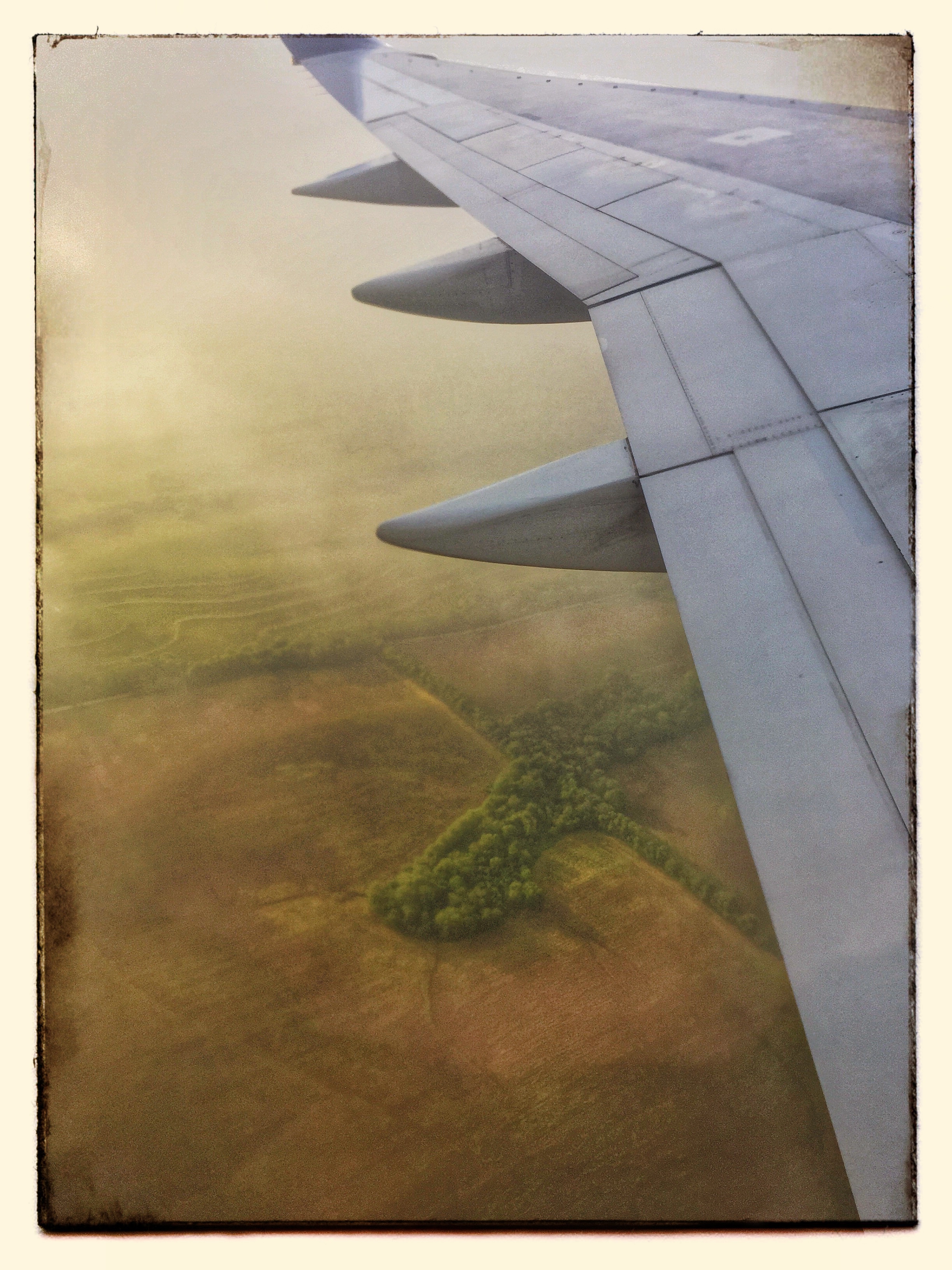 The big ol' jet airliner, leaving Missouri on the way to Oregon, May 16