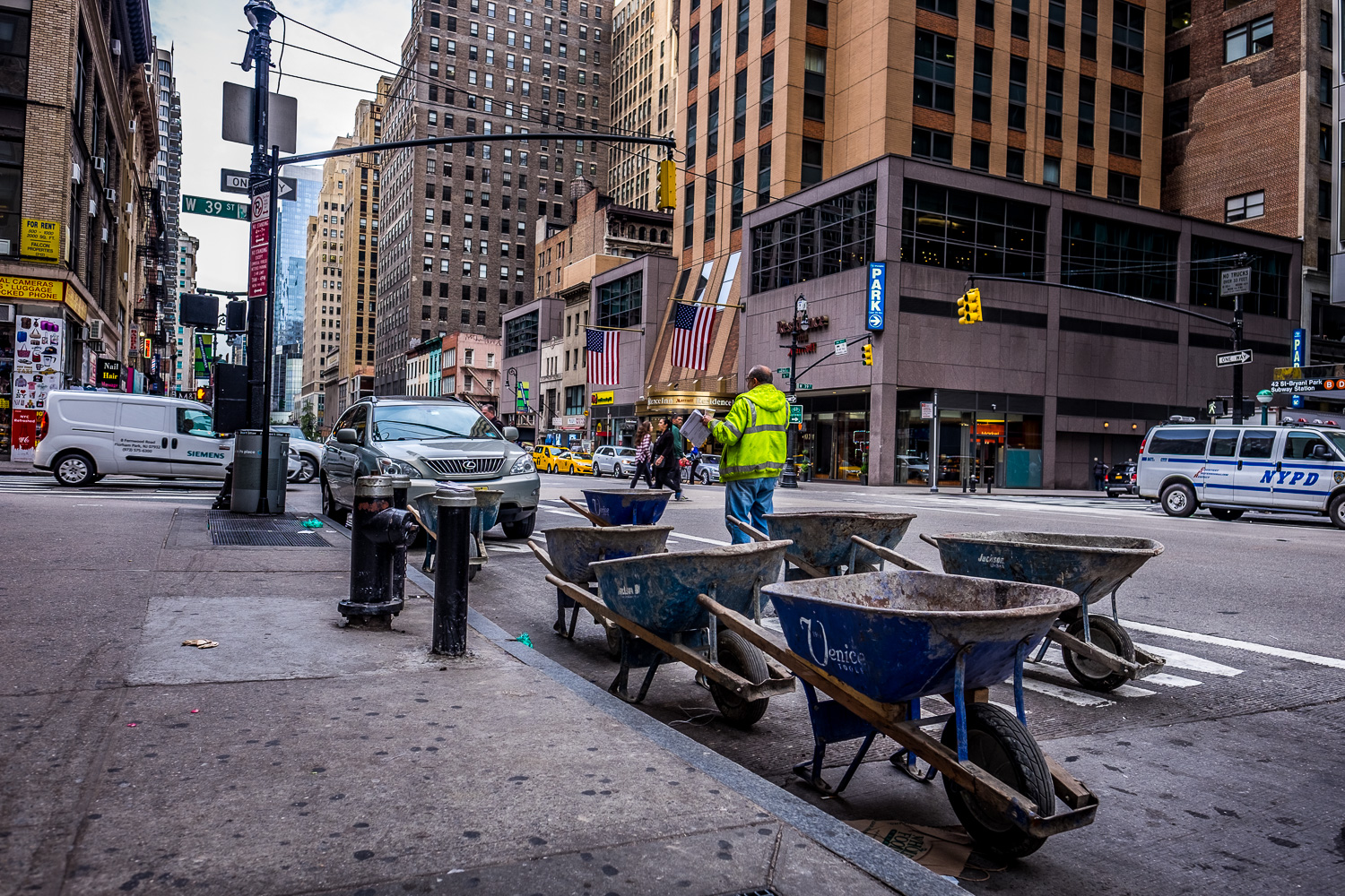 The start of another work day in the Big Apple