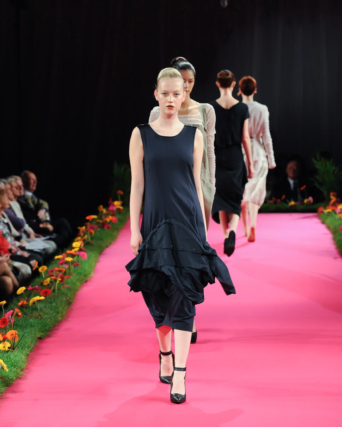 bath-in-fashion-photography-21.jpg