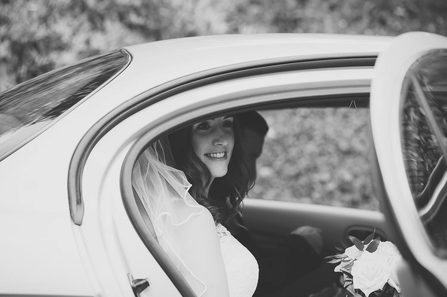 Wedding-Photographer-Clevedon-Court-Farm-16.jpg
