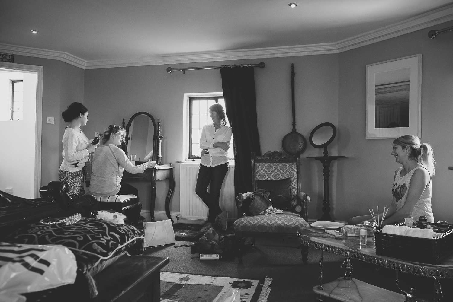 wedding-photographer-bristol-walton-castle-5.jpg