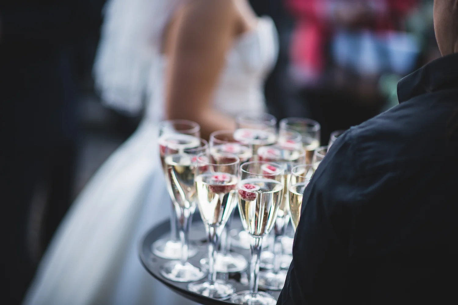 wedding-photographer-bristol-walton-castle-38.jpg