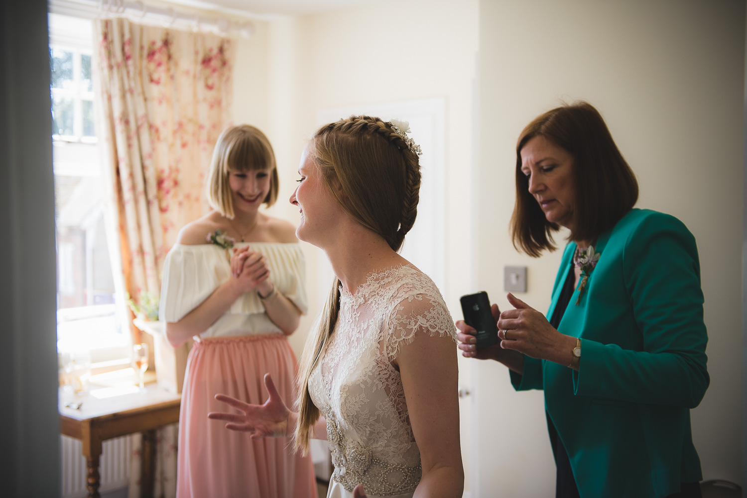 wedding-photographer-sussex-tipi-19.jpg