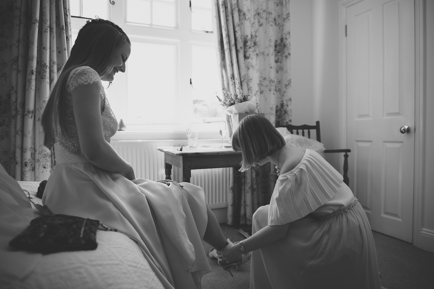 wedding-photographer-sussex-tipi-20.jpg