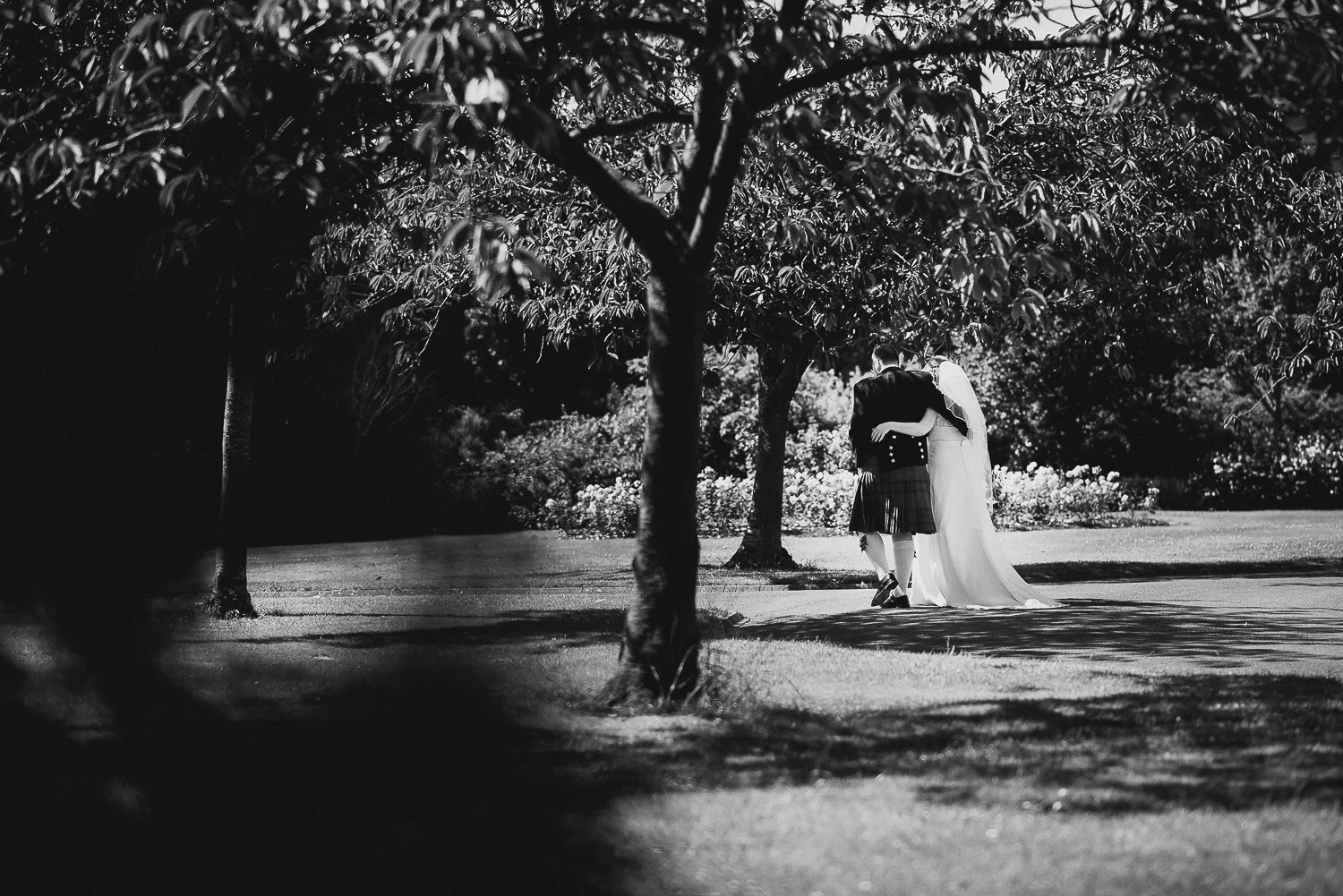 wedding-photographer-cardiff-university-19.jpg
