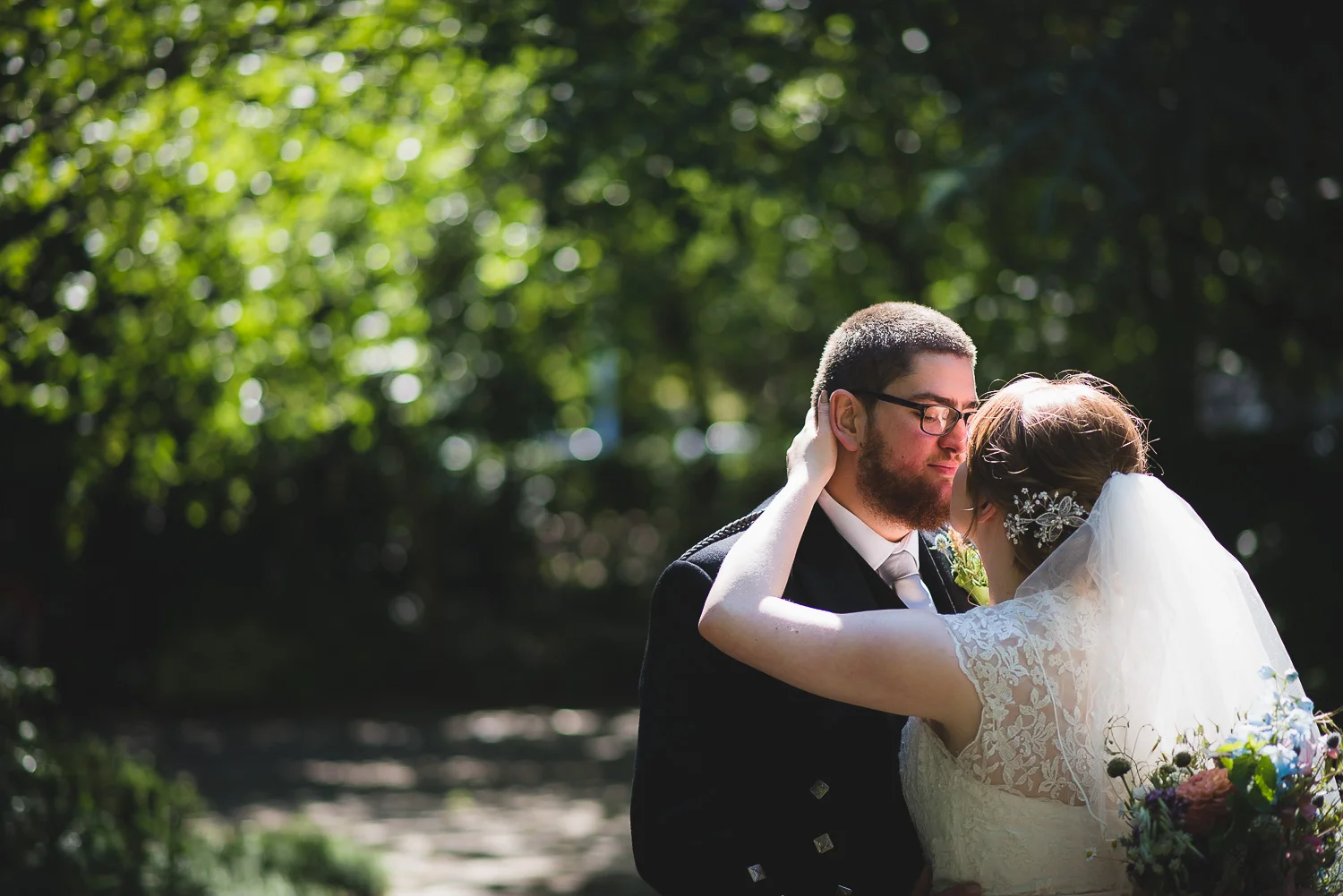 wedding-photographer-cardiff-university-21.jpg