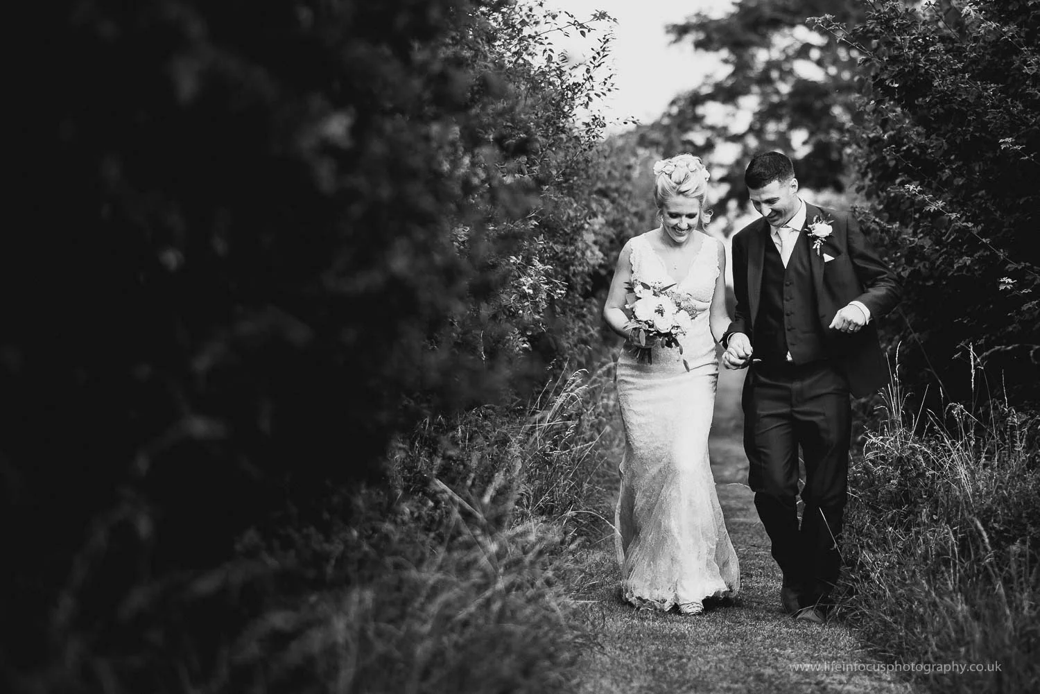 alternative-wedding-venue-south-west-old-oak-farm-23.jpg