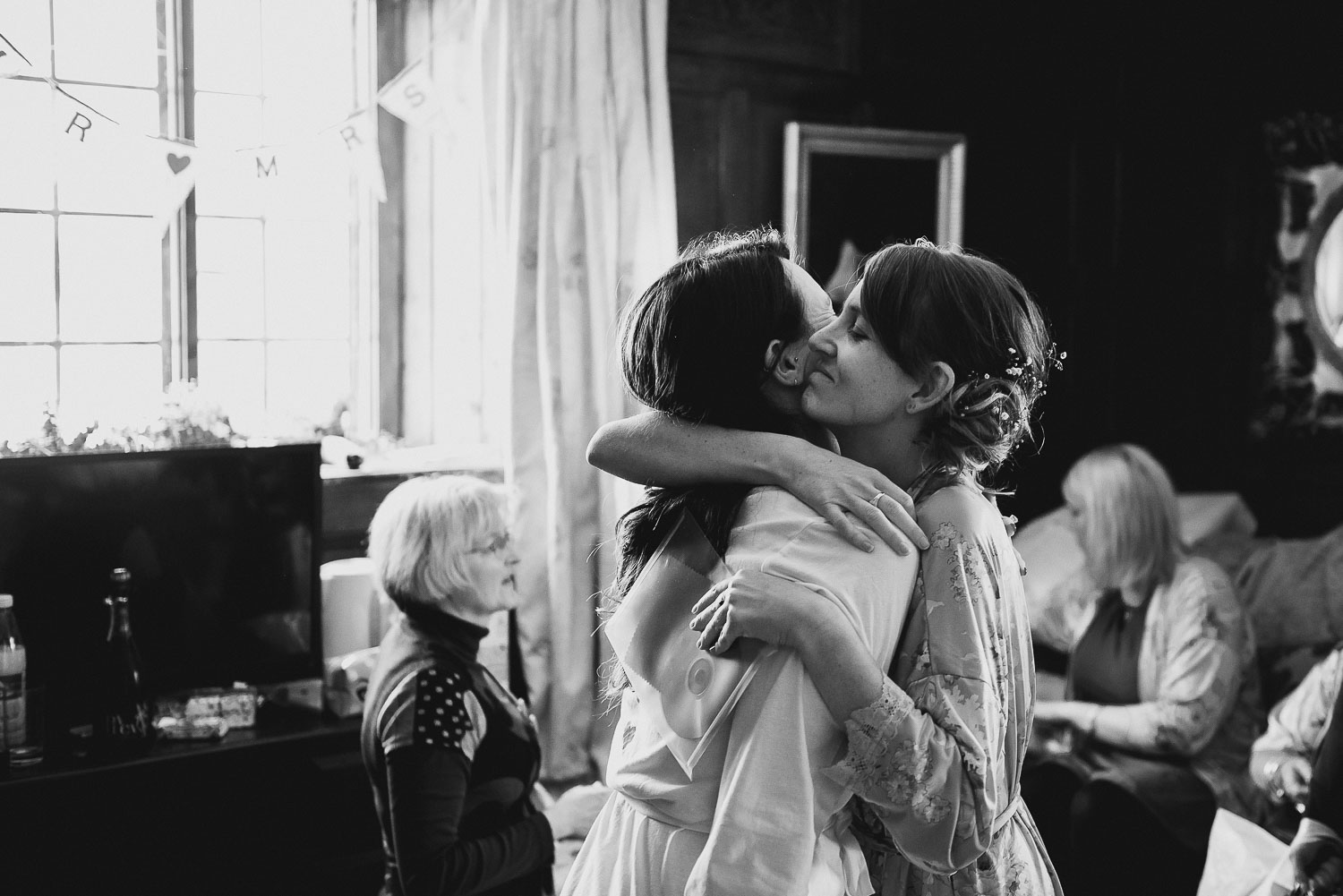 reportage-wedding-photographer-bristol-6.jpg