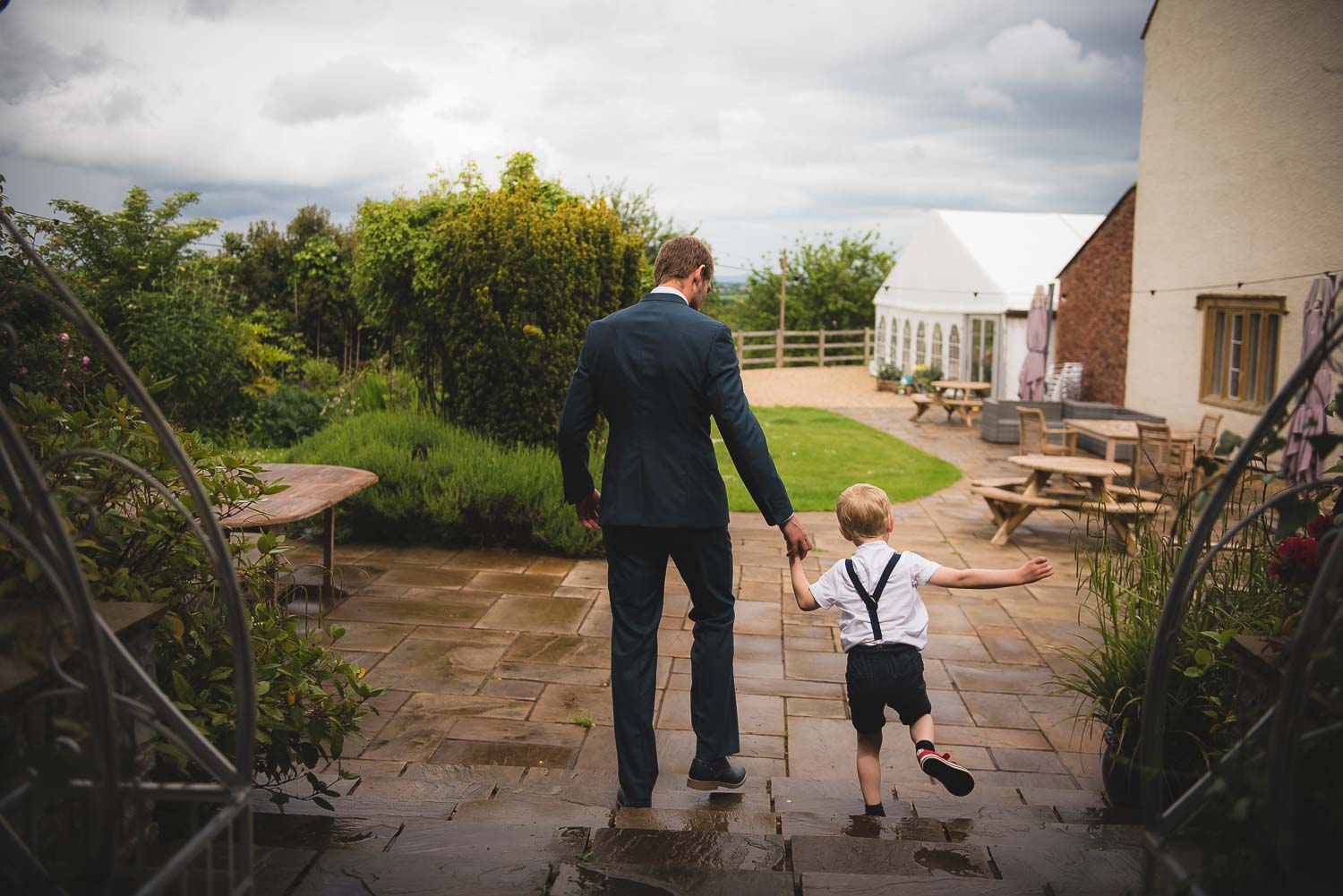 documentary-wedding-photographer-12.jpg