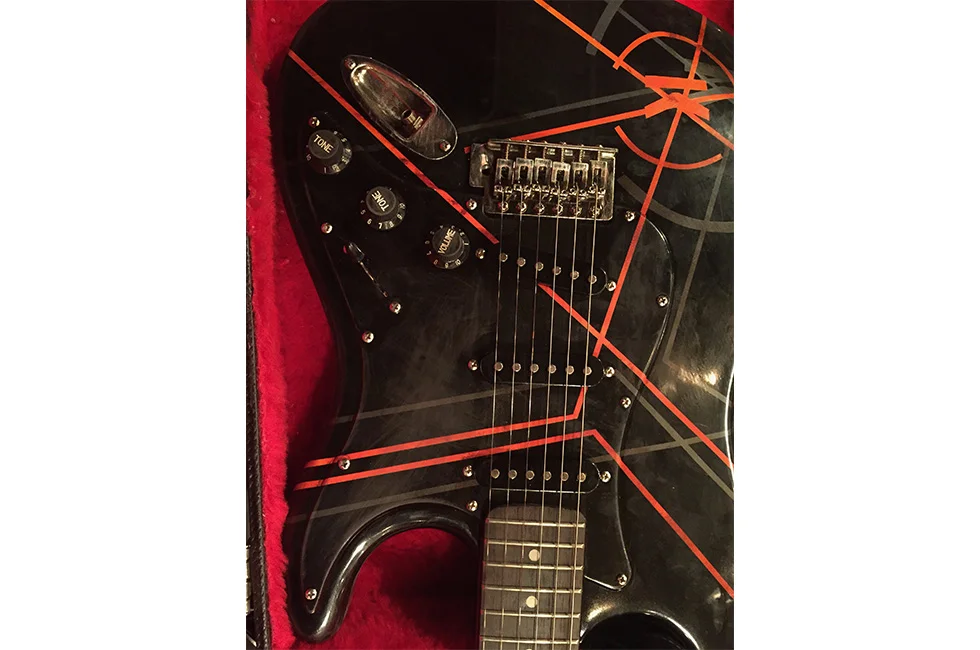 AAA-Film-Design-Guitar-.jpg