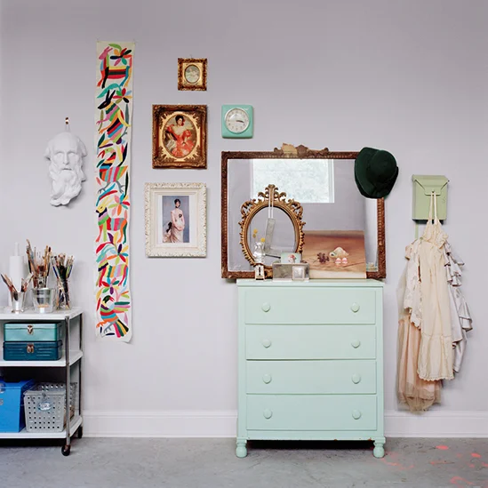 Amy_Lind_studio_wall