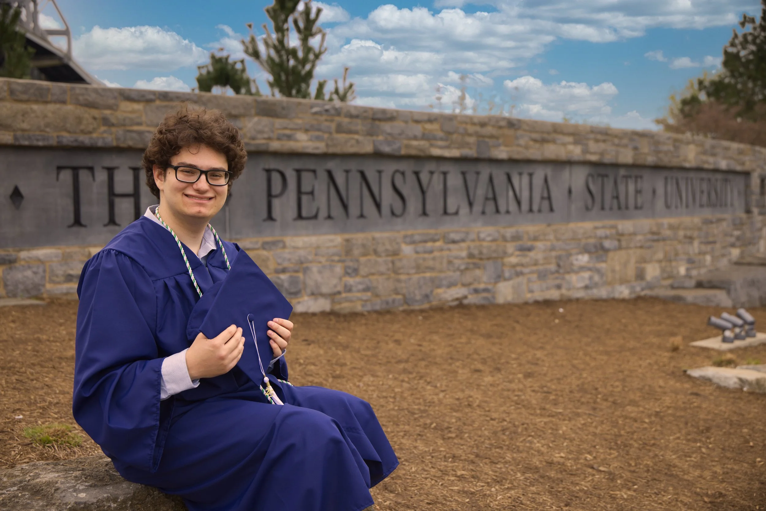 PSU017_senior2025.jpeg