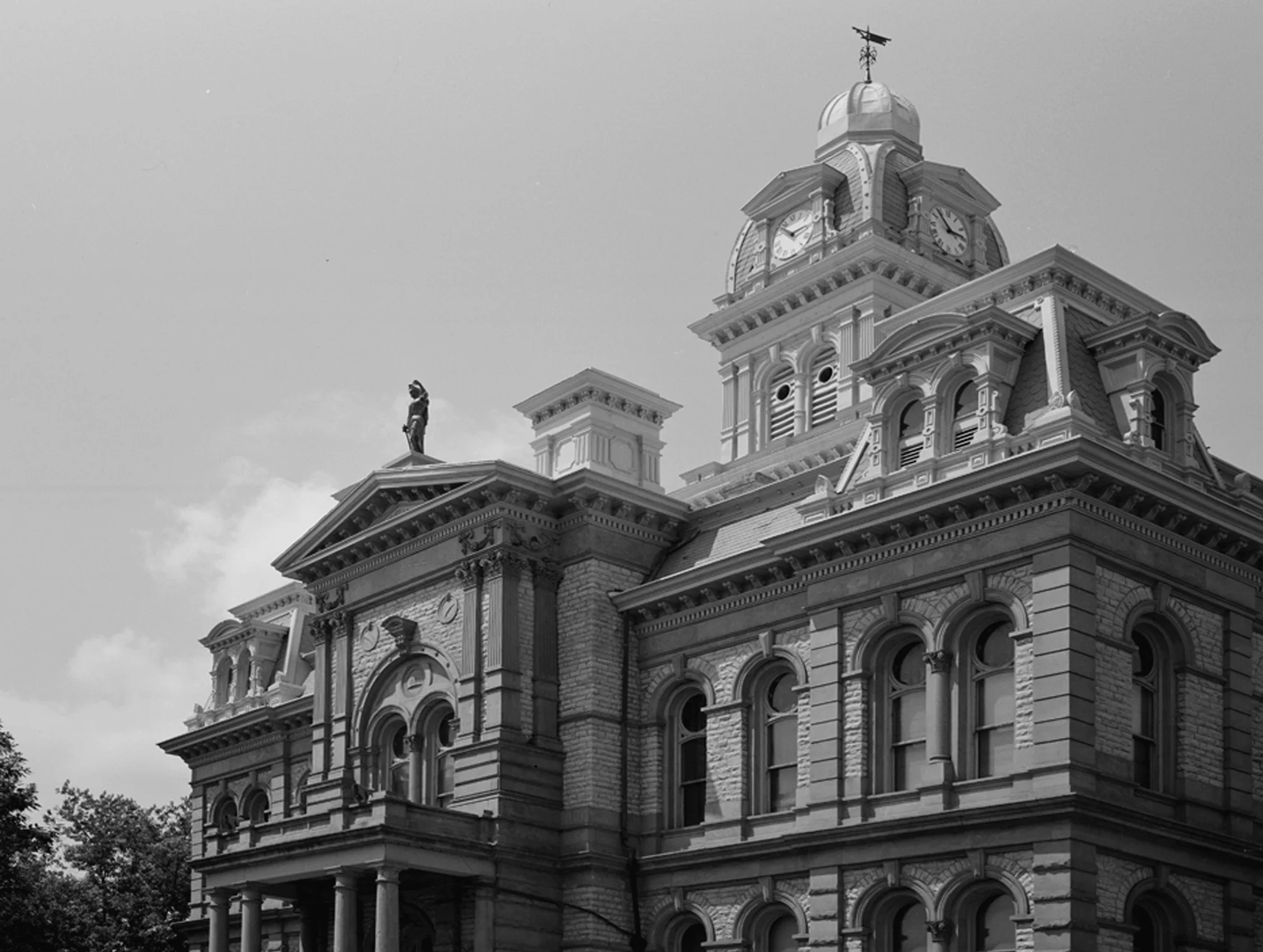 courhouse_3.jpg