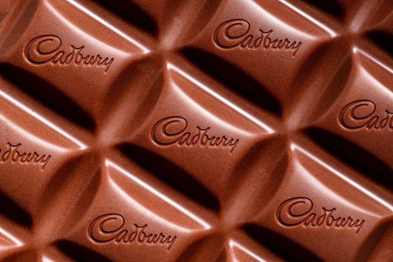 20211026_Mondelez_MacroAngle2_Cadbury_HERO_7118 Large.jpeg