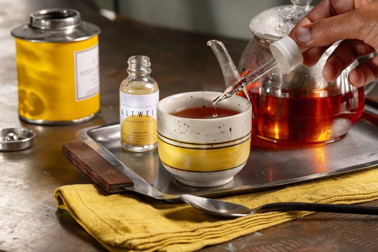 20200923_altwell_balance_tincture_lifestyle_alt2_24471 Large.jpeg