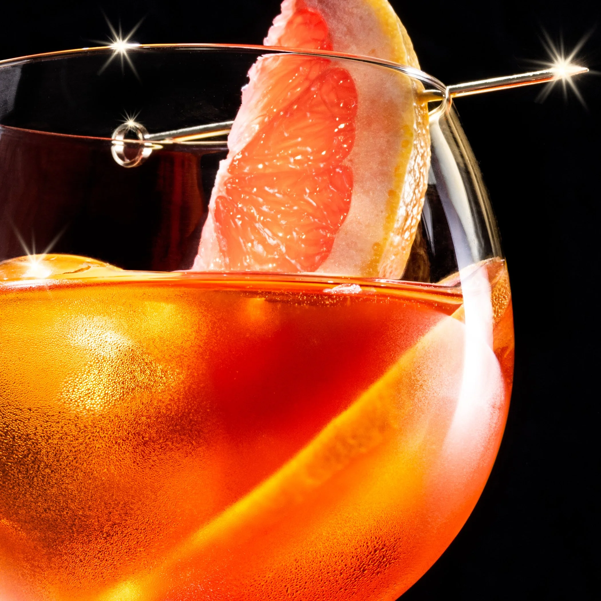 20221102_Cocktail_Test_Aperol_Spritz_148 FLIPPED sq.jpg