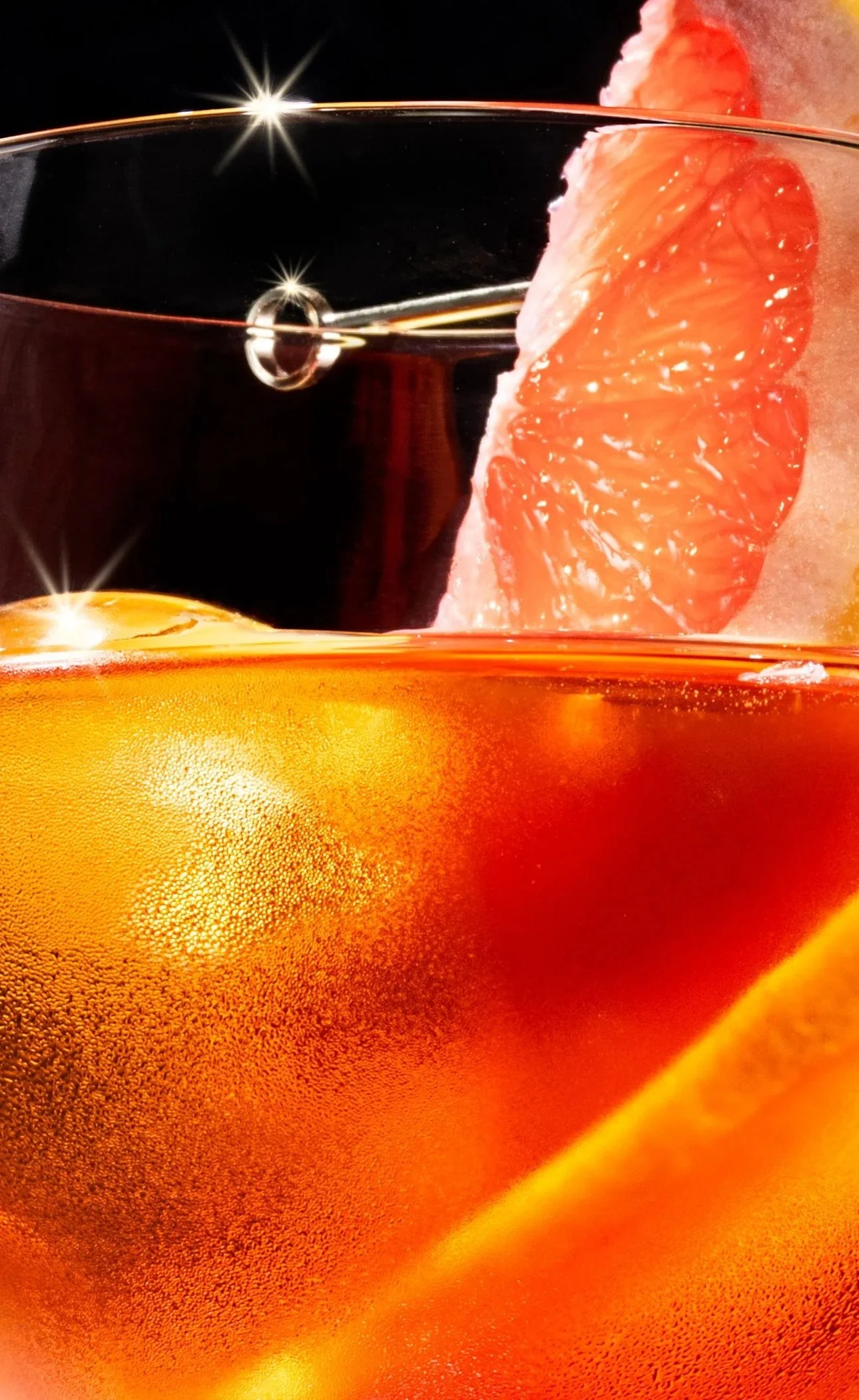 20221102_Cocktail_Test_Aperol_Spritz_148+FLIPPED+sq.jpg