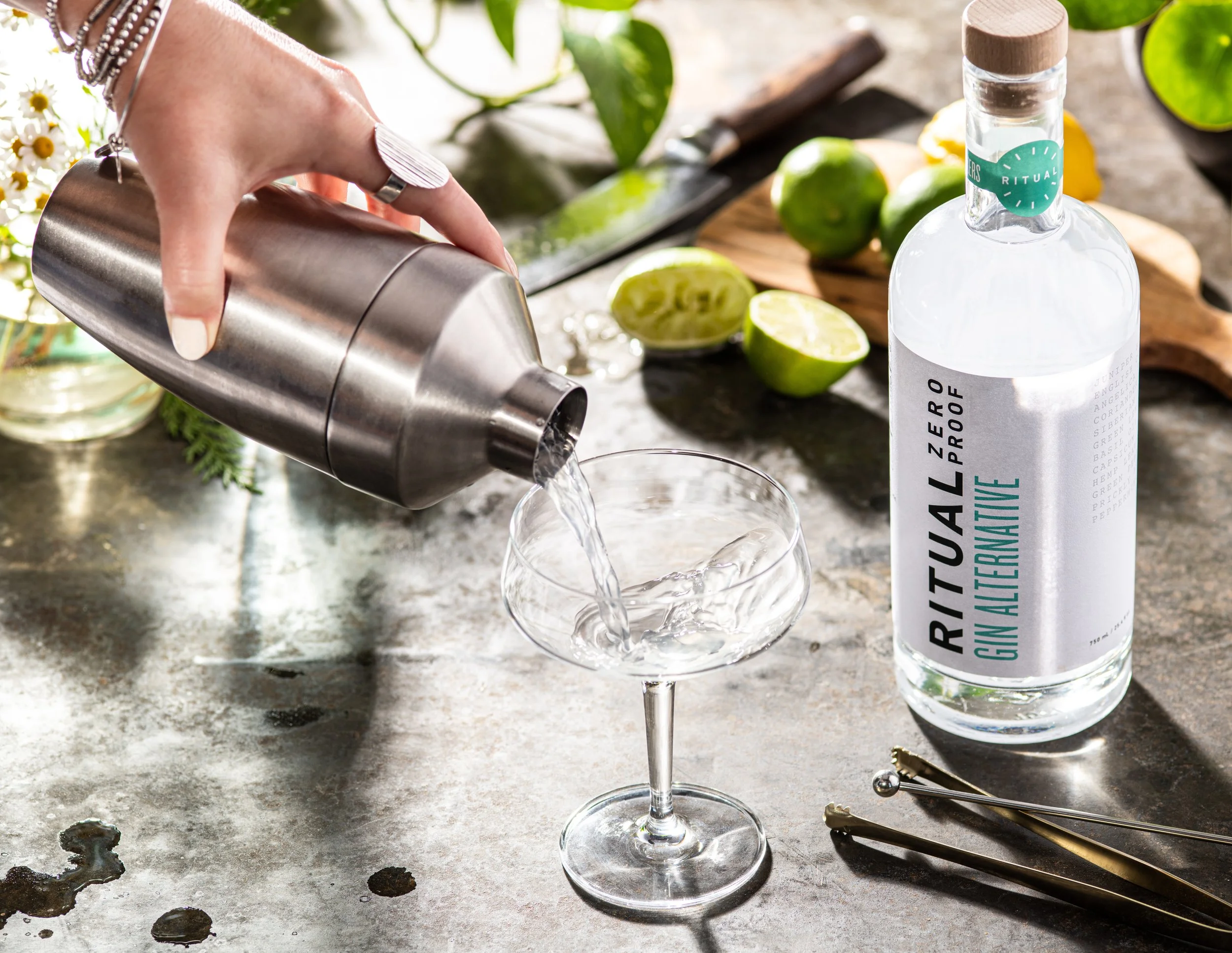 BEVERAGE18_20190530_Ritual_OutsideMoment_Gimlet_Pour_18554.jpg